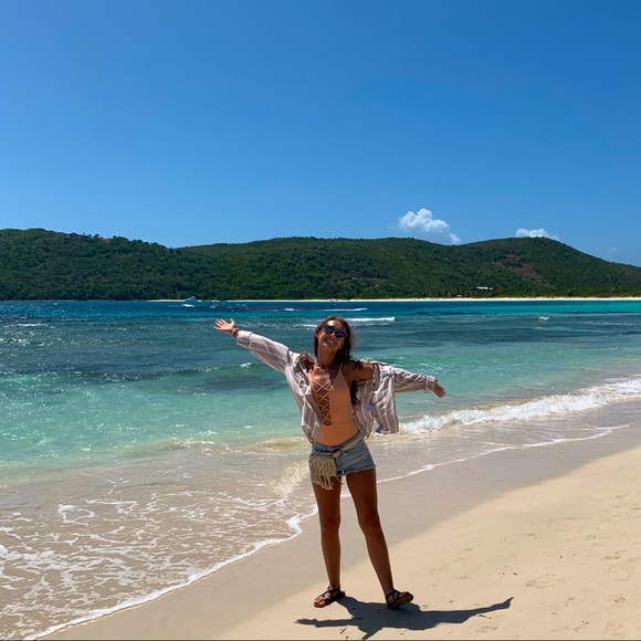 Meet your posher, Faith - Picture 2 of 2